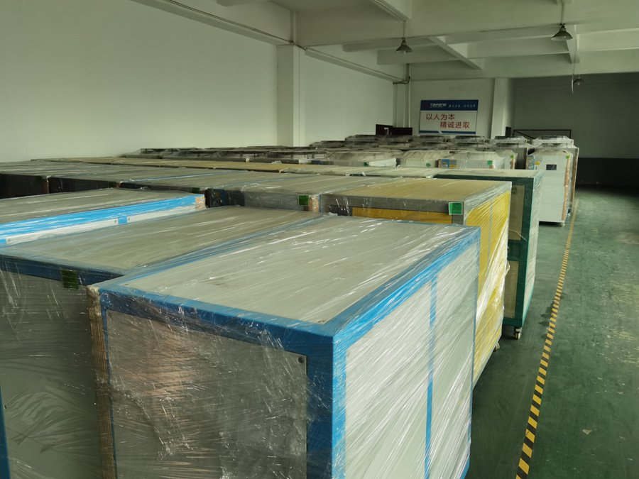 螺桿式電鍍冷水機怎么用？