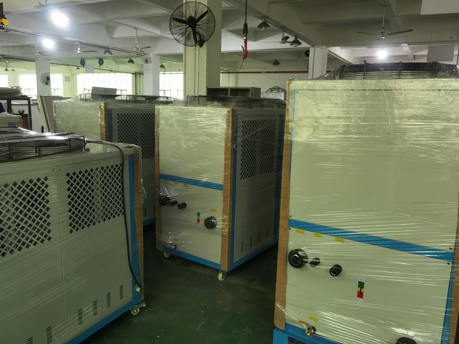 工業冷水機產生污垢沉積物的原因是什么？如何解決？