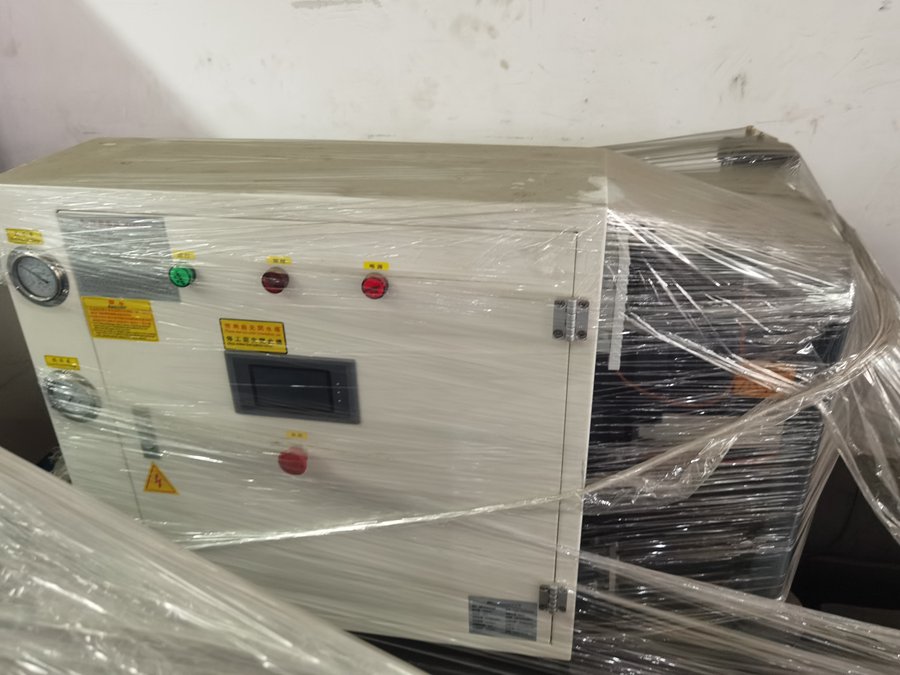 水冷冷水機不制冷怎樣加雪種？