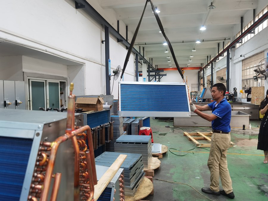 化工廠選擇冷水機組需要考慮的因素有哪些？