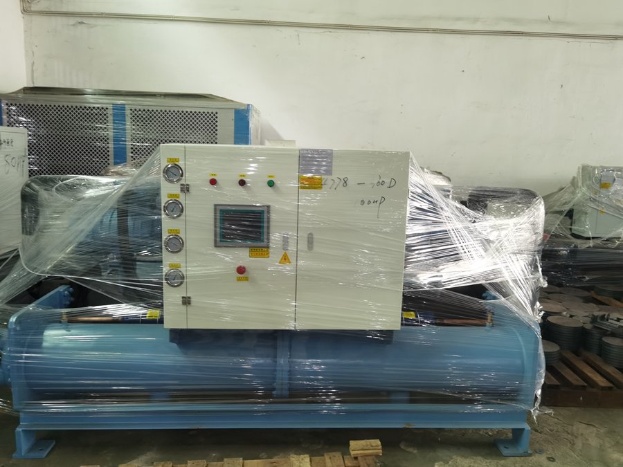 水冷螺桿式冷水機過熱的原因是什么？解決方法！